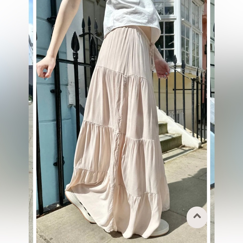 Brandy Melville Light Beige Tiered Maxi Skirt